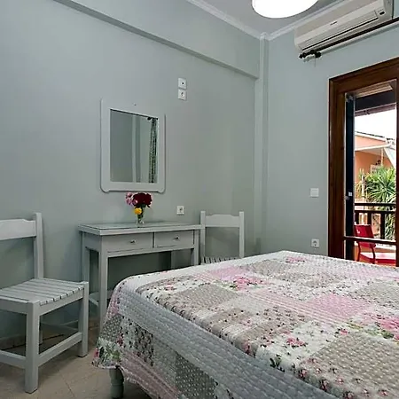 Eleni Hotel Antipernoi