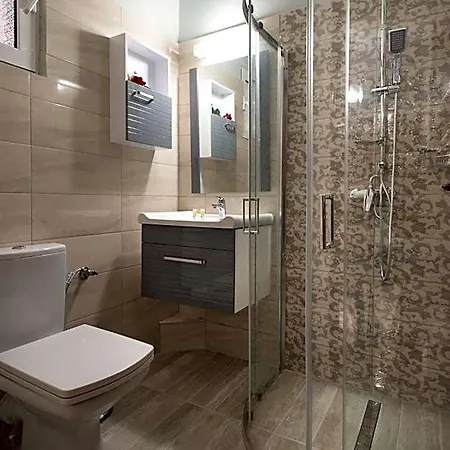 Hotel Eleni 3*