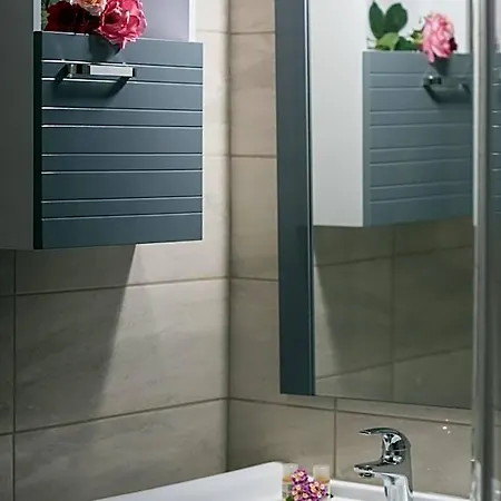 Eleni Hotel Antipernoi