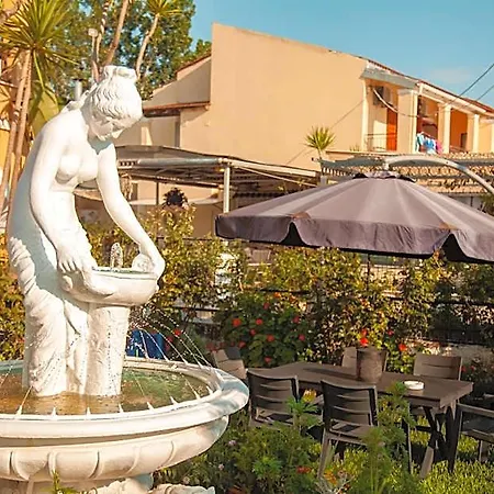 Eleni Hotel 3*