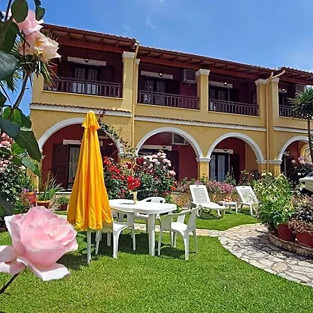 Eleni Hotel Antipernoi